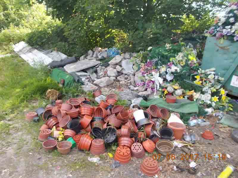 2017 07 cmentarz poloneza 01