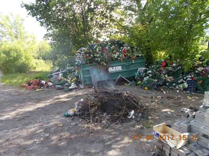 2017 07 cmentarz poloneza 03