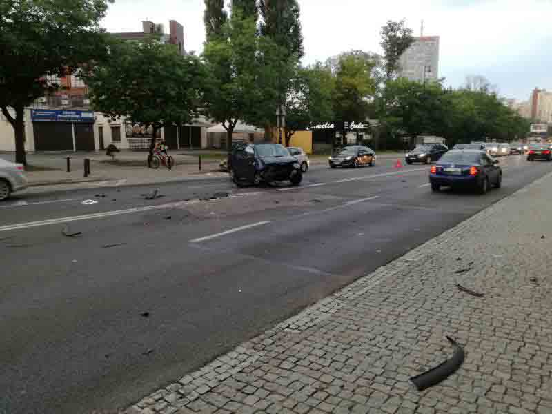 2017 08 powazkowska zderzenie 02