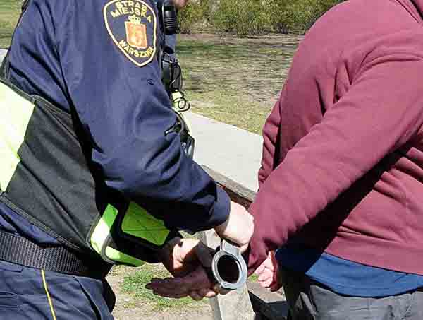 narkoman kajdanki 02