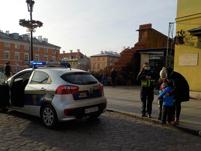  zagubiony sześciolatek odebrany przez mamę