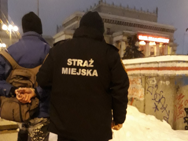 Wandal ujęty przez strażników miejskich