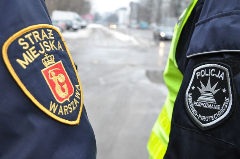 uniwersalne wspolpraca policja