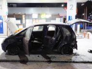 2020_04_pozar_auta_01