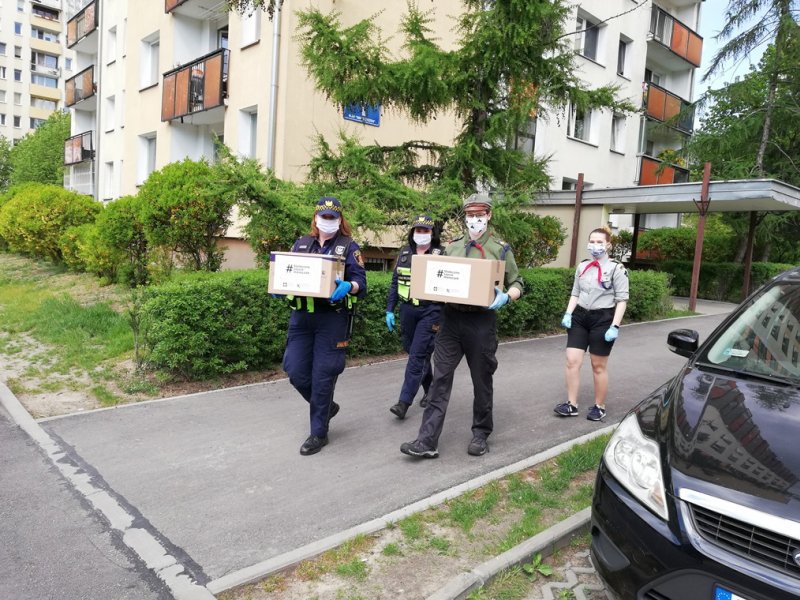 2020 05 harcerskie maseczki 01